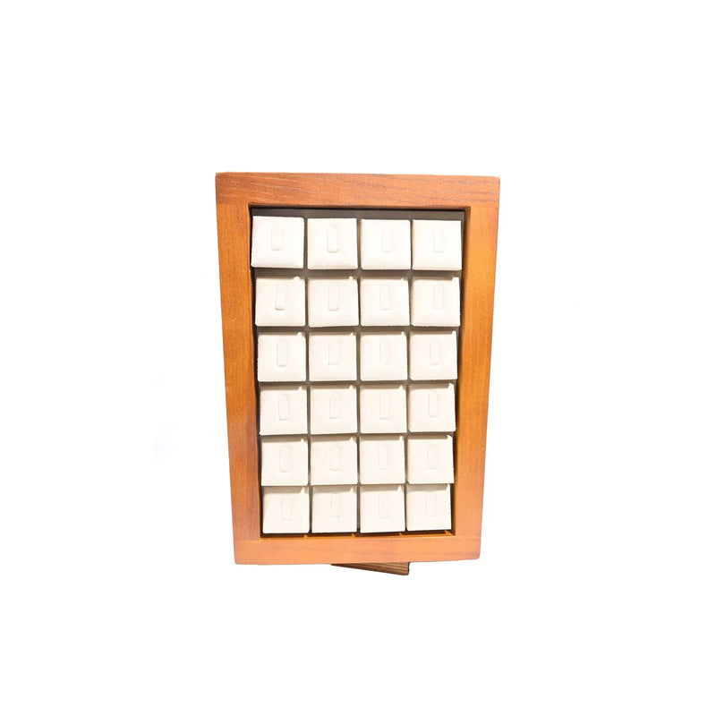 Expositor conjunto para múltiplas jóias beige